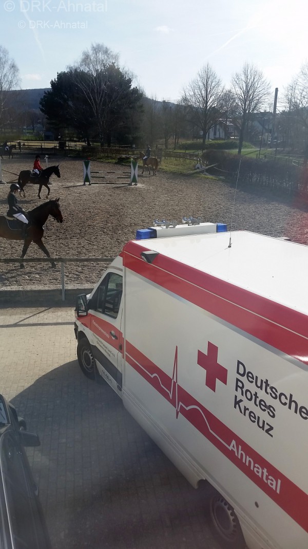 KTW B in Kaufungen KTW Typ B beim Reitturnier in Kaufungen